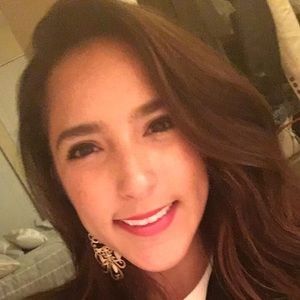 Meet your Posher, Leslie